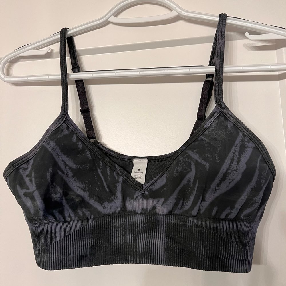 Lululemon Bra size 8